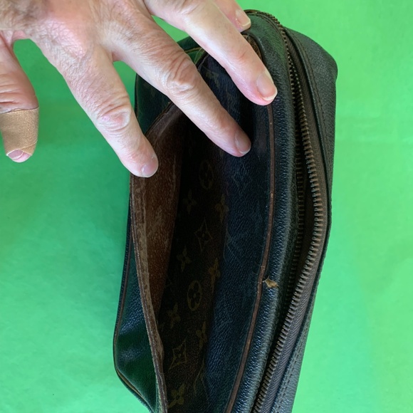 💥Louis Vuitton MONOGRAM LEATHER CLUTCH VINTAGE💥SPECIAL AUCTION TONIGHT‼️ - Picture 13 of 13